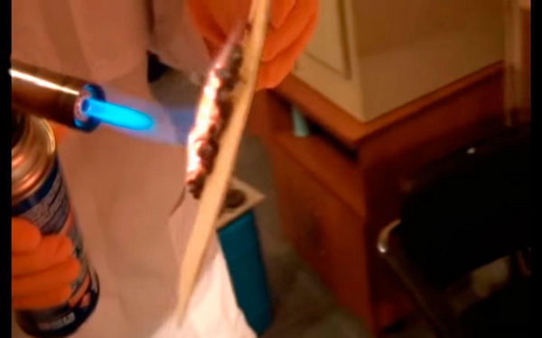 спучування вогнезахисної фарби під вогнем